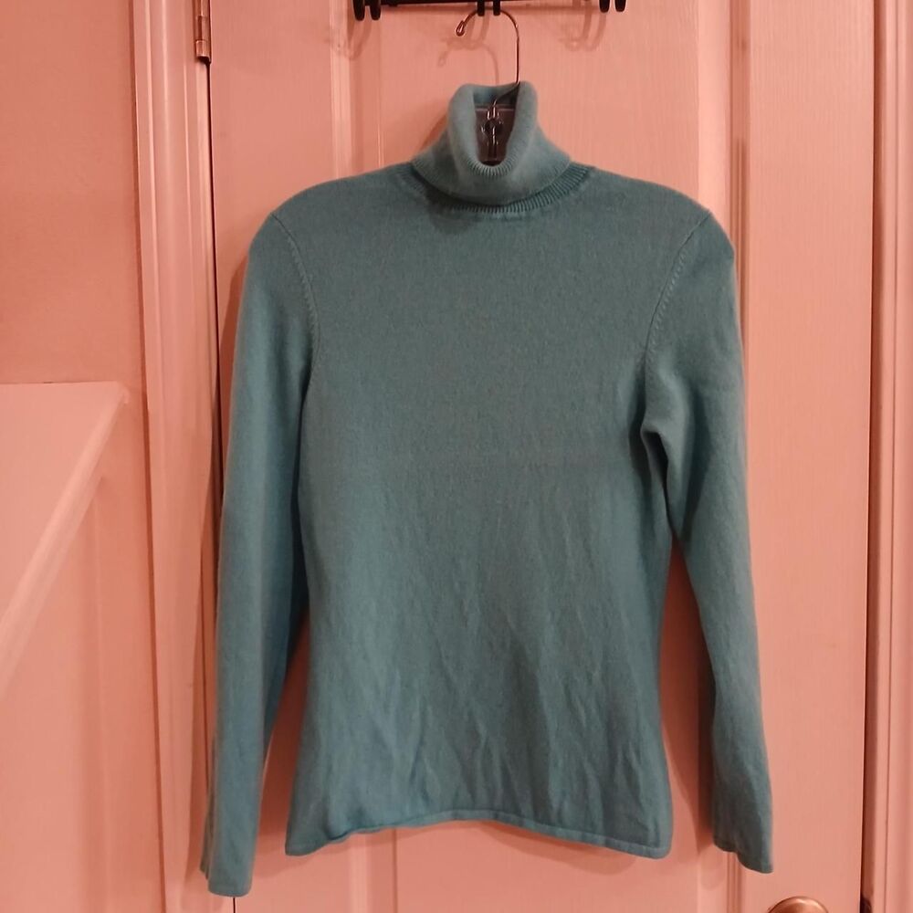 Classiques Entier 100% cashmere turtleneck sweater XS Old Money Classic Luxury